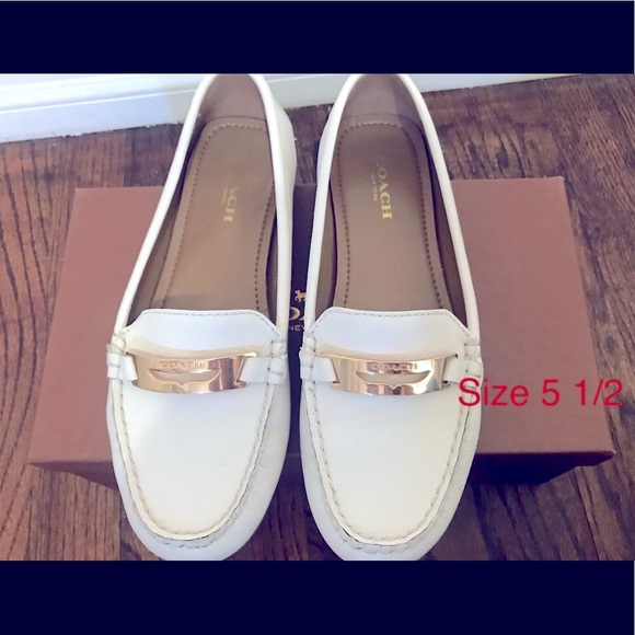 ✨Coach Gold Logo Plaque White Flat Loafers✨ - Picture 2 of 3
